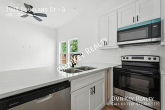 1985 Bourland St in Greenville, TX - Building Photo - Building Photo