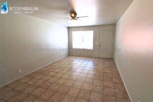 4704 E Caballero St, Unit 2 in Mesa, AZ - Building Photo