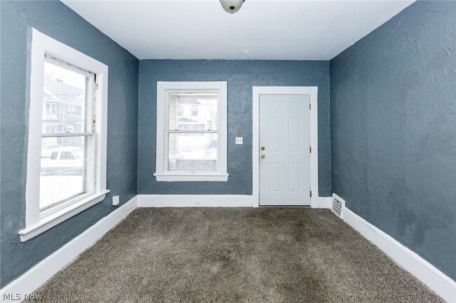 2142 W 105th St in Cleveland, OH - Building Photo - Building Photo