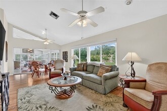 112 Bordeaux Cir in Naples, FL - Building Photo - Building Photo