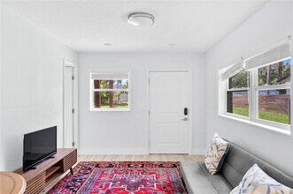 1921 Dartmouth Ave in Winter Park, FL - Building Photo - Building Photo