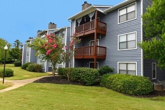 District at Hamilton Place in Chattanooga, TN - Foto de edificio - Building Photo