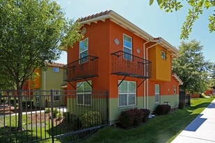 Colonia San Martin in Sacramento, CA - Building Photo