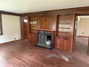 4 Clemson Park in Middletown, NY - Building Photo - Building Photo