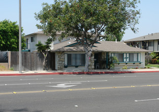 16961 Gothard St in Huntington Beach, CA - Building Photo - Building Photo