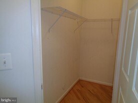 5444 Glenthorne Ct in Rosedale, MD - Building Photo