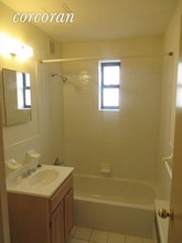 115 Pulaski St-Unit -3 in Brooklyn, NY - Building Photo - Building Photo