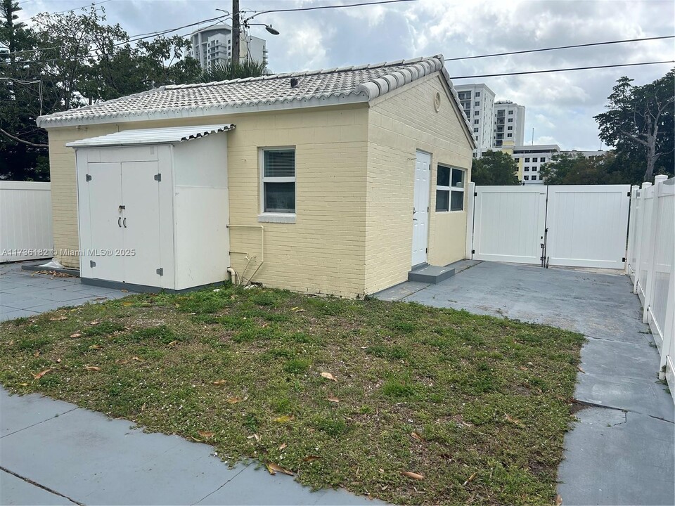 1838 Fillmore St in Hollywood, FL - Building Photo