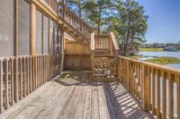 232 Waters Edge photo'