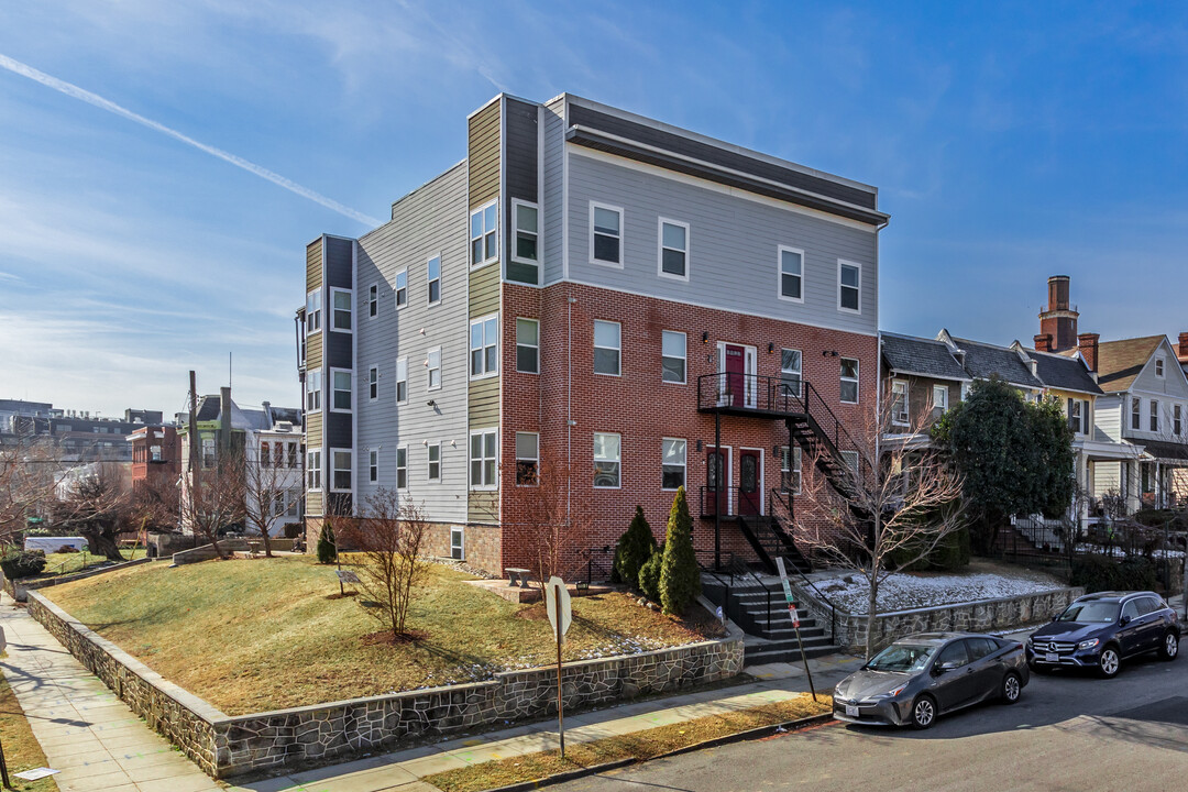 233 S St Ne in Washington, DC - Foto de edificio