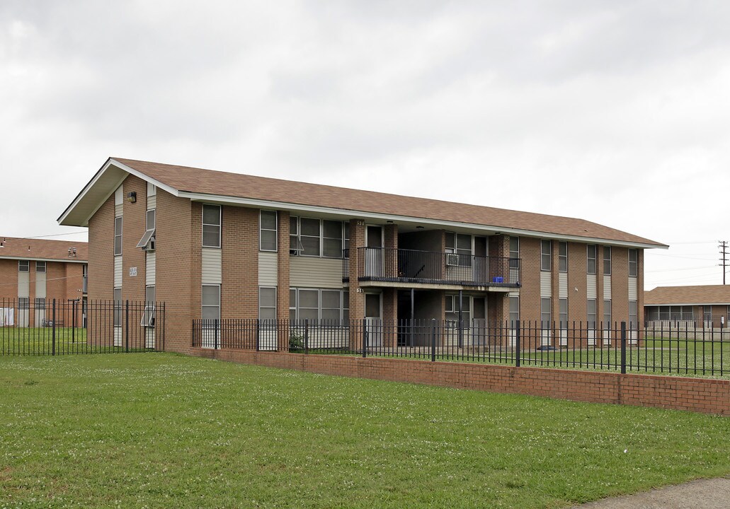 Homes at Pine Crossing in North Little Rock, AR - Building Photo