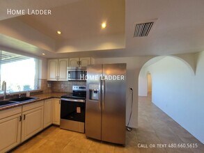 16336 E Bainbridge Ave in Fountain Hills, AZ - Building Photo - Building Photo