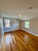 65-67 Ridgeview Cir in New London, CT - Building Photo - Building Photo