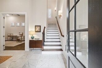 4721 Banning Dr in Houston, TX - Building Photo - Building Photo