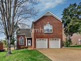 6337 Willow Oak Dr in Nashville, TN - Building Photo