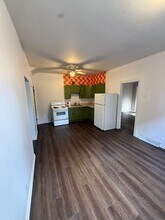 260-262 Freeport Rd in New Kensington, PA - Building Photo - Building Photo