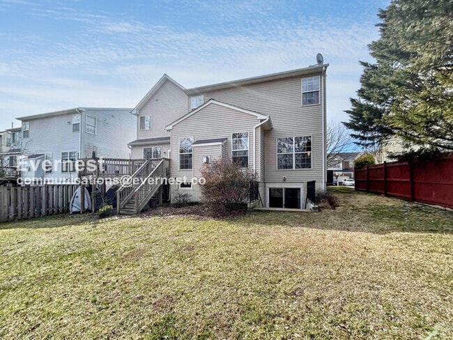 8197 Tenbrook Dr in Gainesville, VA - Building Photo - Building Photo