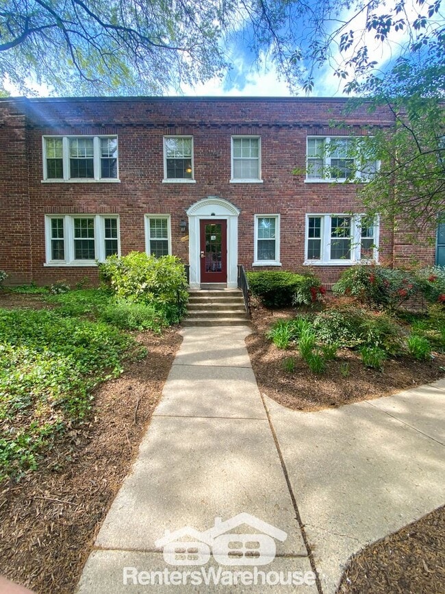 property at 1719 N Troy St