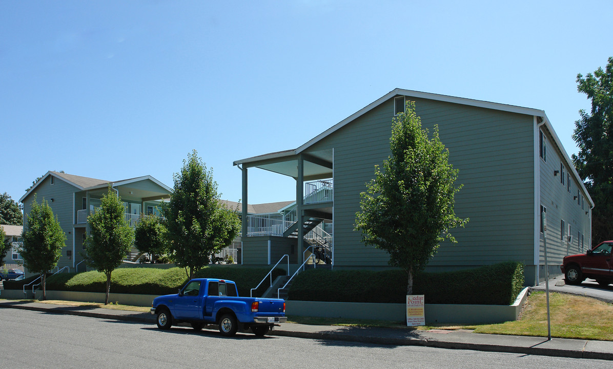 Cedar Pointe Apartments in Olympia, WA - Building Photo