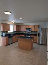 1736 Black Gold St SE in Albuquerque, NM - Foto de edificio - Building Photo