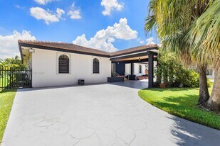 161 SW 129th Ave in Miami, FL - Building Photo