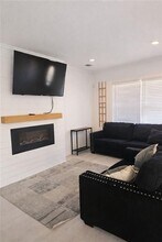 126 Chappell Rd NW in Atlanta, GA - Building Photo - Building Photo