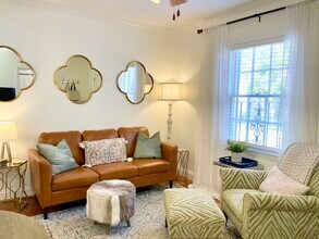 215 W Taylor St, Unit 217 in Savannah, GA - Building Photo - Building Photo