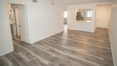 136 NW 60th Ave, Unit 72 in Margate, FL - Building Photo - Building Photo