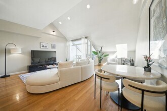 145 St Botolph St in Boston, MA - Building Photo - Building Photo