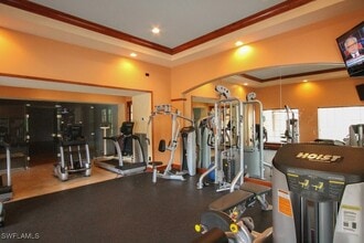 1170 Wildwood Lakes Blvd, Unit 102 in Naples, FL - Building Photo - Building Photo