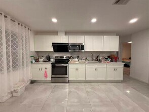 4436 Baybreeze Rd in Orlando, FL - Building Photo - Building Photo