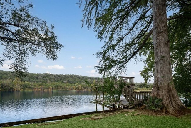 10810 River Terrace Cir in Austin, TX - Building Photo - Building Photo