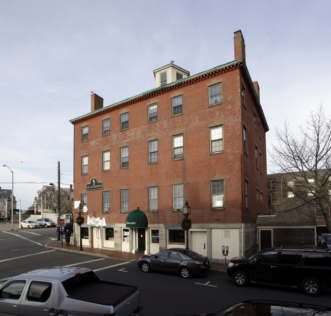 5 Main St in Gloucester, MA - Building Photo - Building Photo