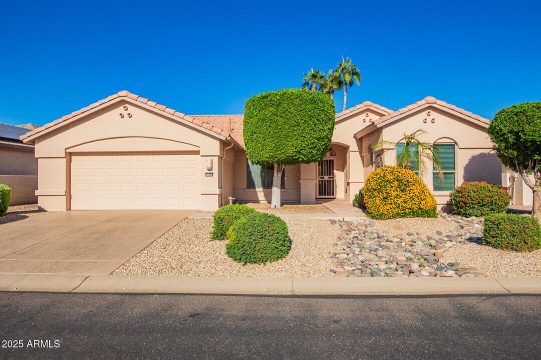 15060 W Monterey Way in Goodyear, AZ - Building Photo