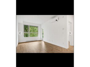 3182-3182 Gladwin Rd in Abbotsford, BC - Building Photo - Building Photo