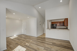 1217 Sparta Dr in Amelia, OH - Building Photo - Building Photo