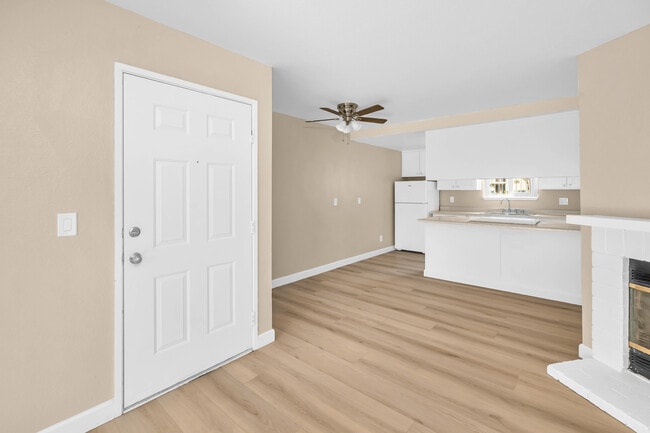 Lincoln Woods in Carmichael, CA - Foto de edificio - Building Photo