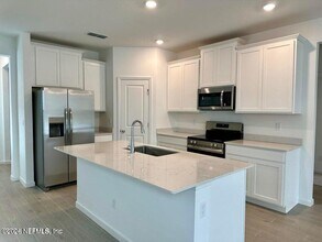 6923 Skinners Dairy Wy in Jacksonville, FL - Building Photo - Building Photo