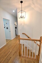 179 Putnam St, Unit 1 in Boston, MA - Foto de edificio - Building Photo