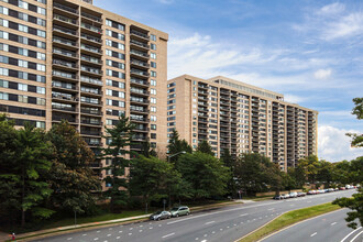 Skyline House in Falls Church, VA - Building Photo - Building Photo