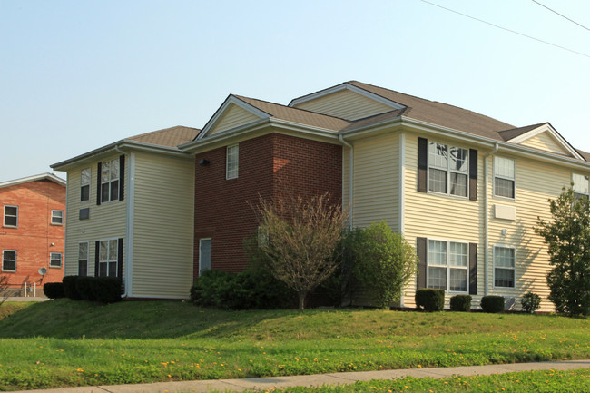 Marian Manor Apartments in Louisville, KY - Building Photo - Building Photo