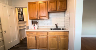 2344 W Addison St, Unit 3F in Chicago, IL - Building Photo - Building Photo