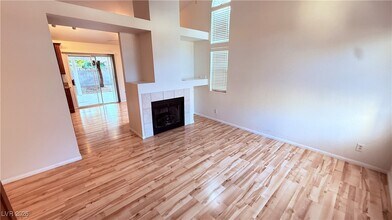 5909 April Ln in Las Vegas, NV - Building Photo - Building Photo