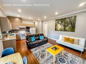 20772 River Rd in Maple Ridge, BC - Building Photo - Building Photo