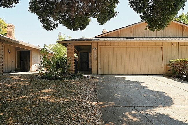 5608 Passero Way in Stockton, CA - Building Photo - Building Photo