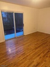 75 Randolph Ave in Jersey City, NJ - Building Photo - Building Photo