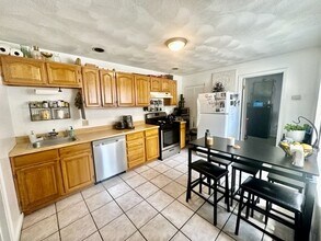 75 Endicott St, Unit 4R in Boston, MA - Foto de edificio - Building Photo