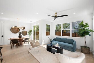 7706 Watson St in Austin, TX - Building Photo - Building Photo