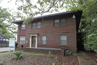 2830 Park St in Jacksonville, FL - Foto de edificio - Building Photo