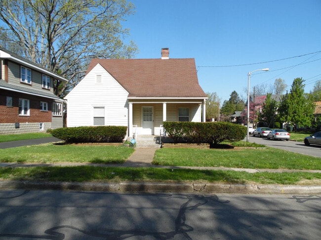 property at 107 Southport Dr